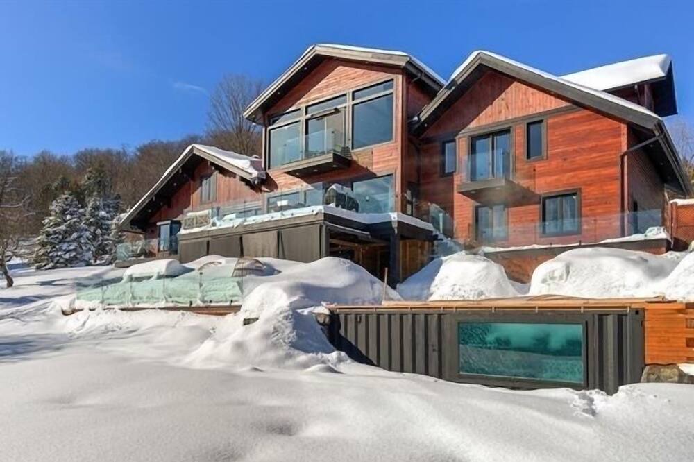 Photo of Outdoor in Saint-Sauveur-des-Monts