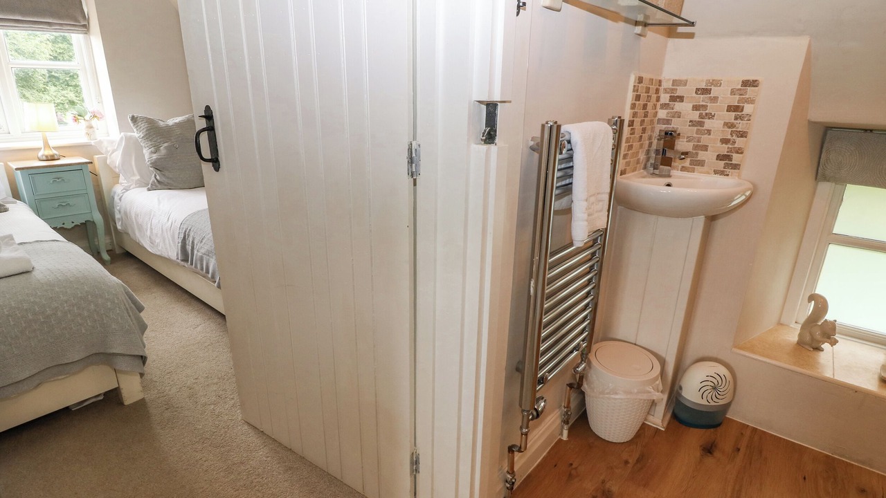 Photo of Others in Sibford Gower