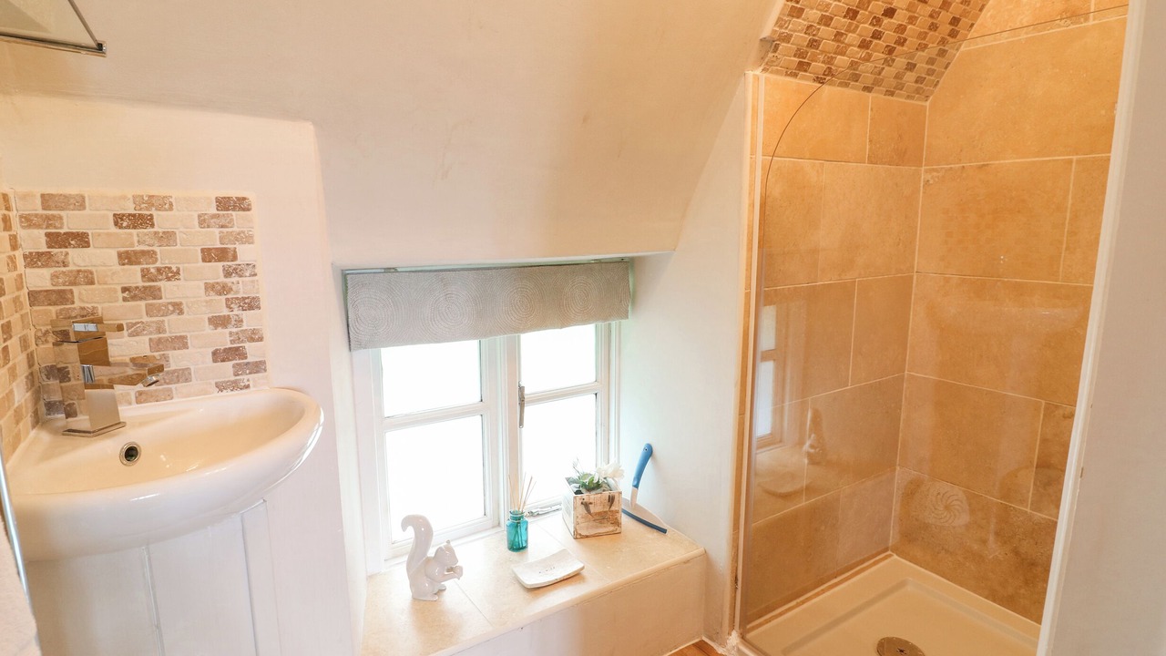 Photo of Bathroom in Sibford Gower