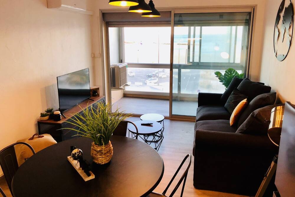 Photo of Livingroom in Saint-Nazaire