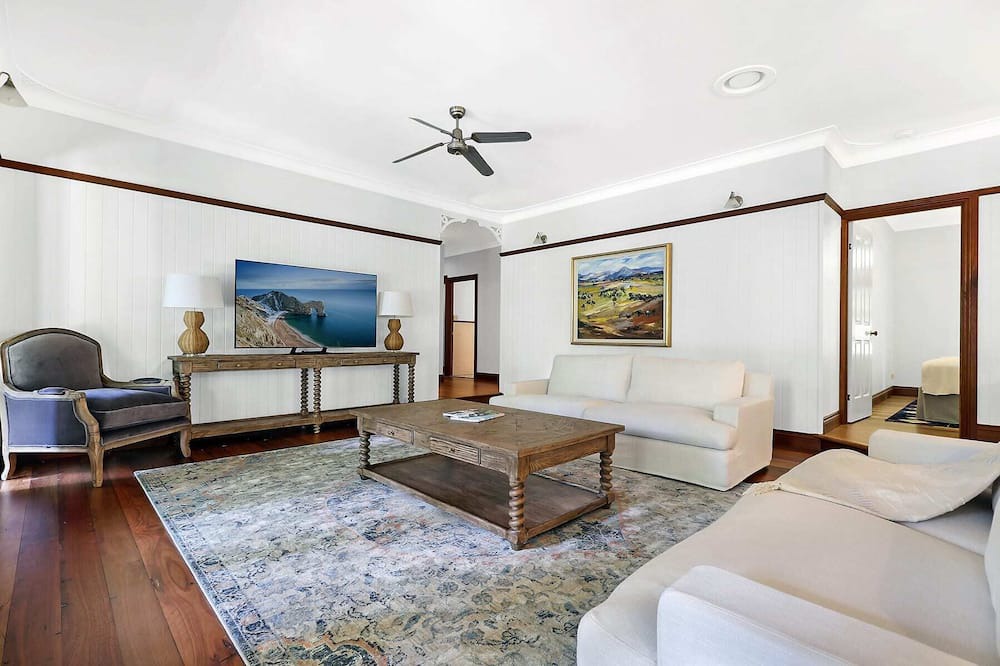 Photo of Others in Pomona