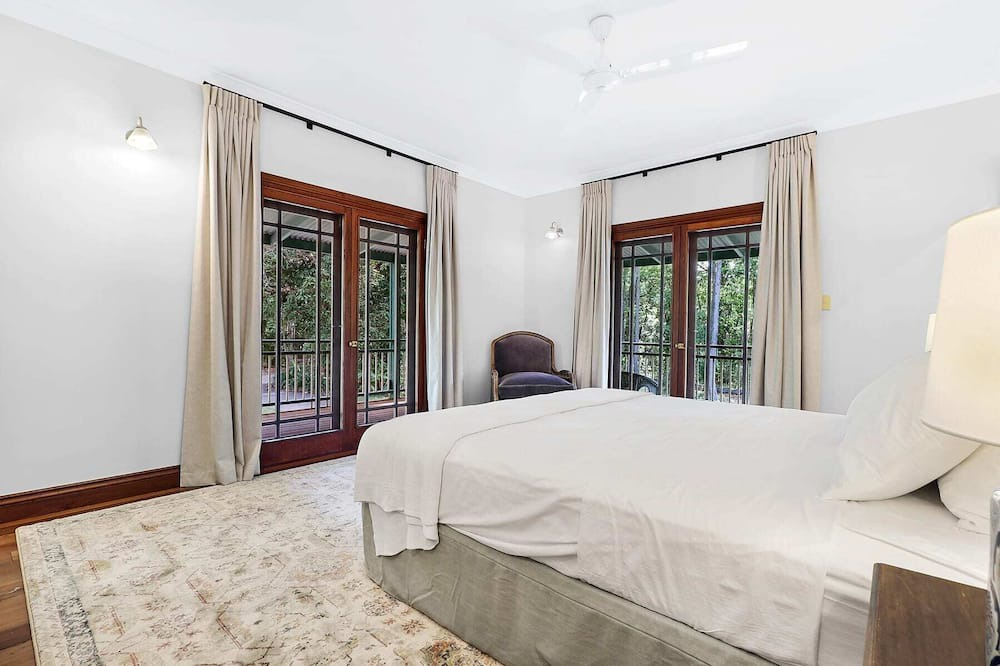 Photo of Bedroom in Pomona