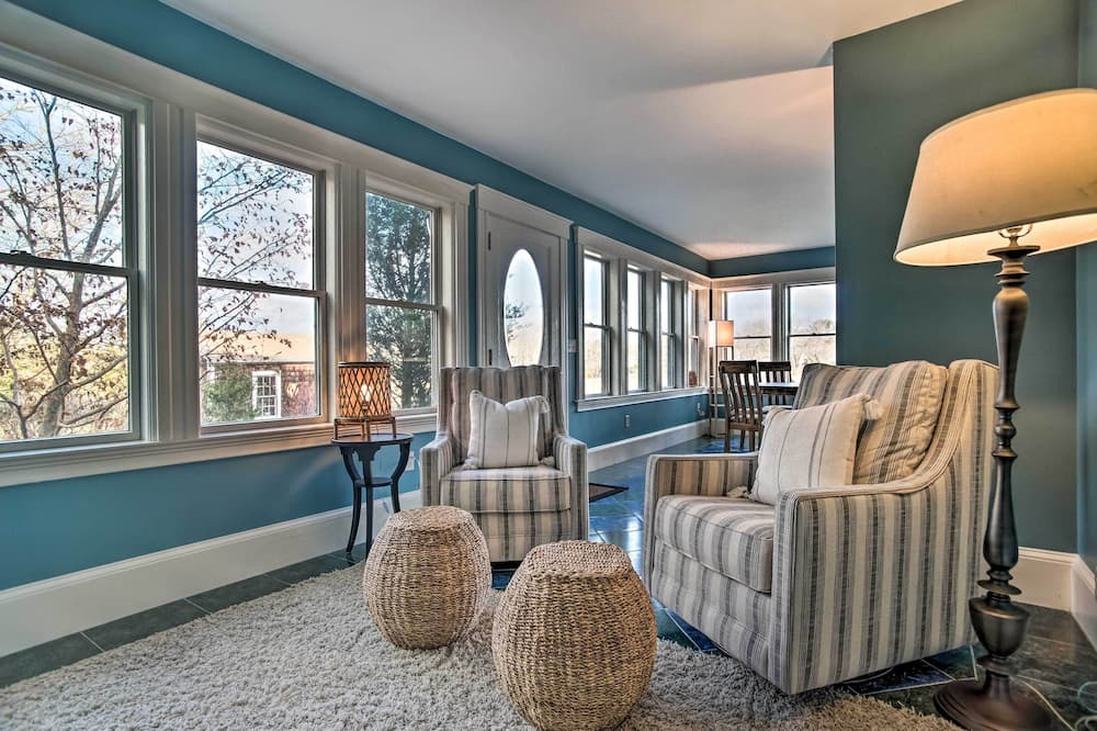 Photo of Bedroom in Kingston