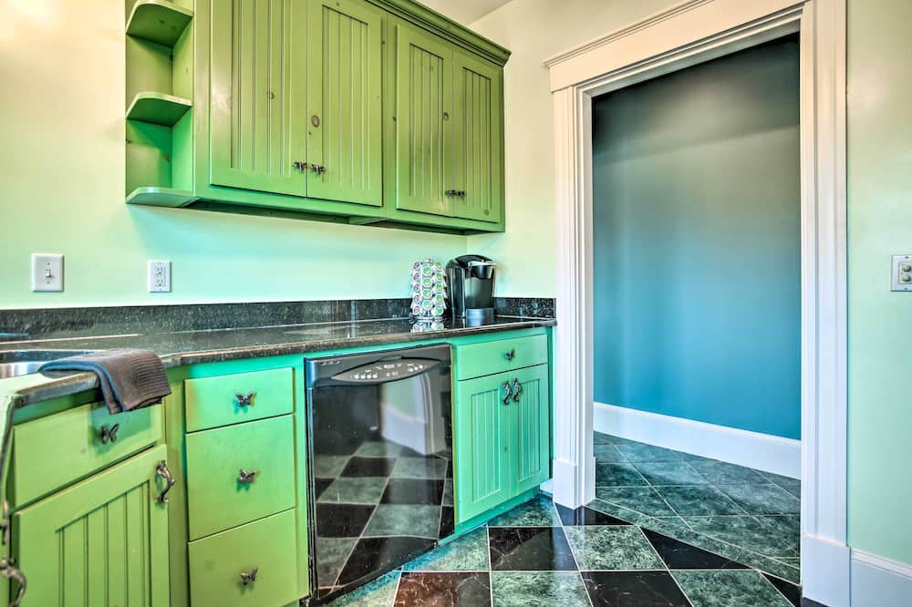 Photo of Others in Kingston