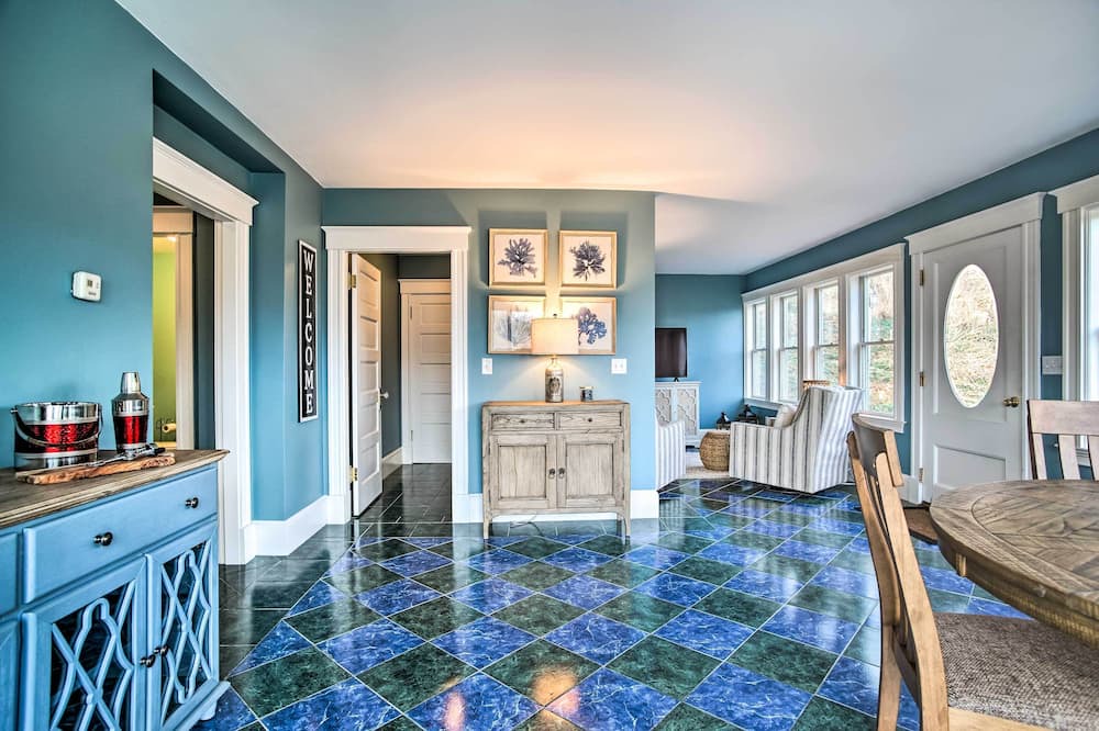 Photo of Others in Kingston