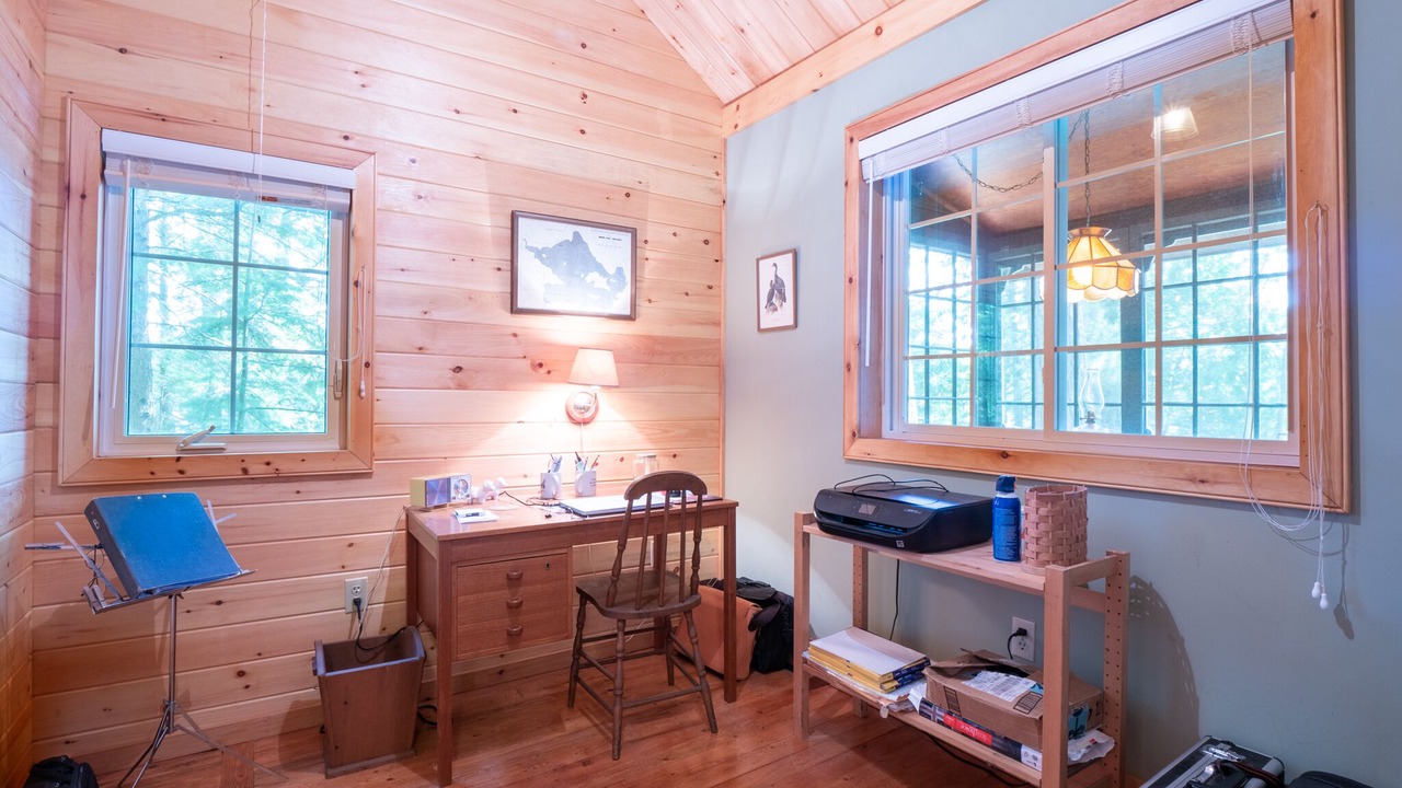 Photo of Livingroom in Bracebridge