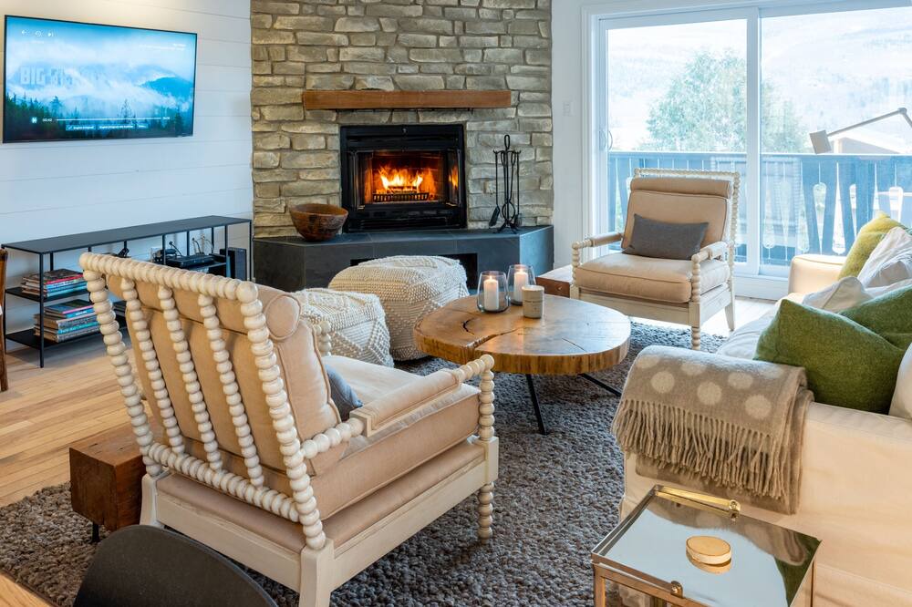 Photo of Livingroom in Mont-Tremblant