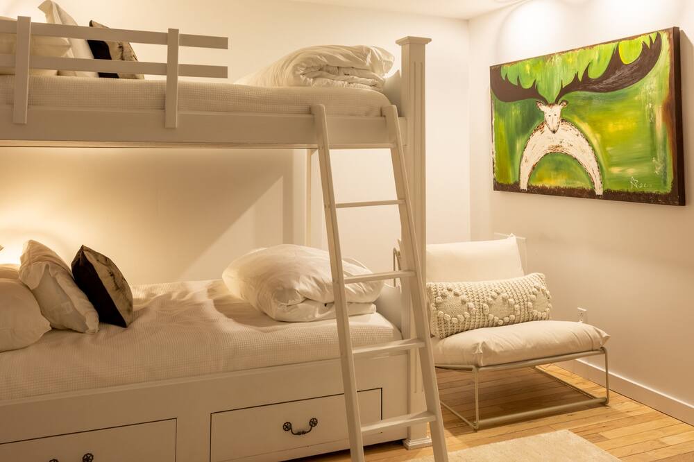 Photo of Bedroom in Mont-Tremblant