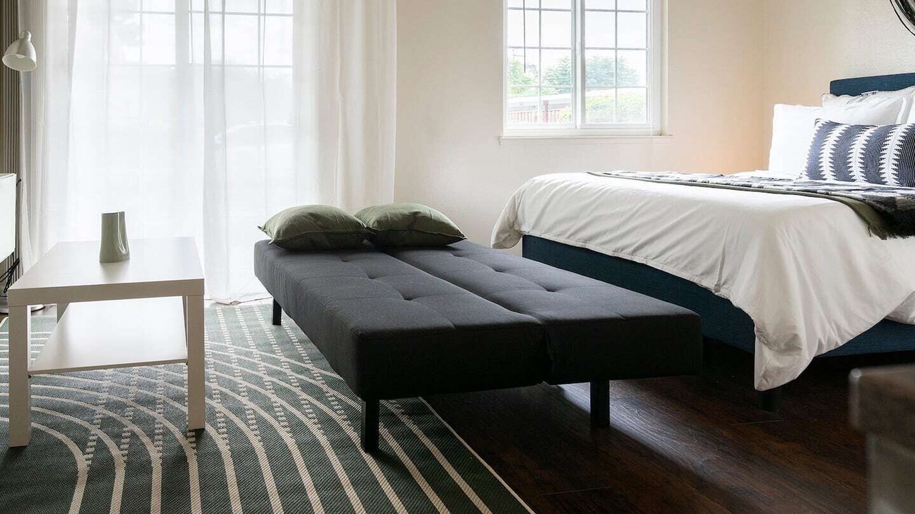 Photo of Bedroom in Mountain View