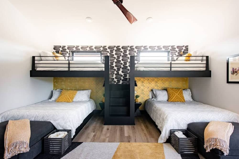 Photo of Bedroom in Briarcliff