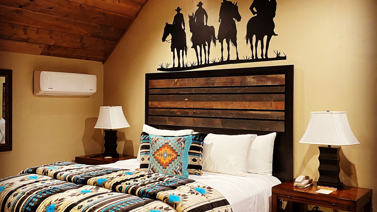 Photo of Bedroom in Green River