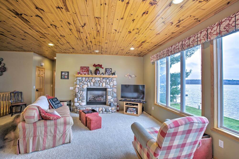 Photo of Bedroom in Cadillac