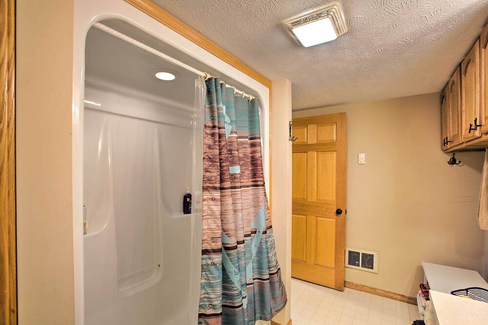 Photo of Bathroom in Cadillac