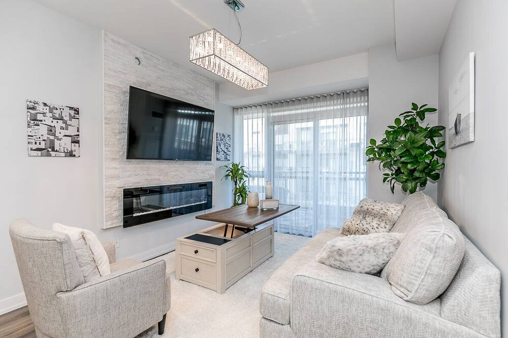 Photo of Livingroom in Innisfil