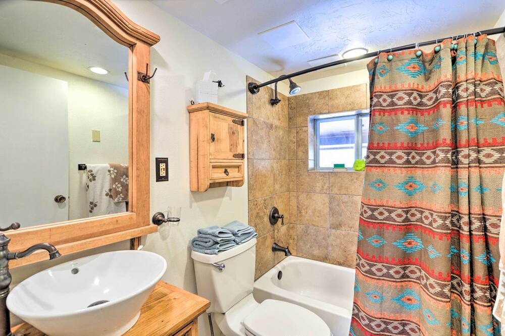 Photo of Bathroom in Cimarron