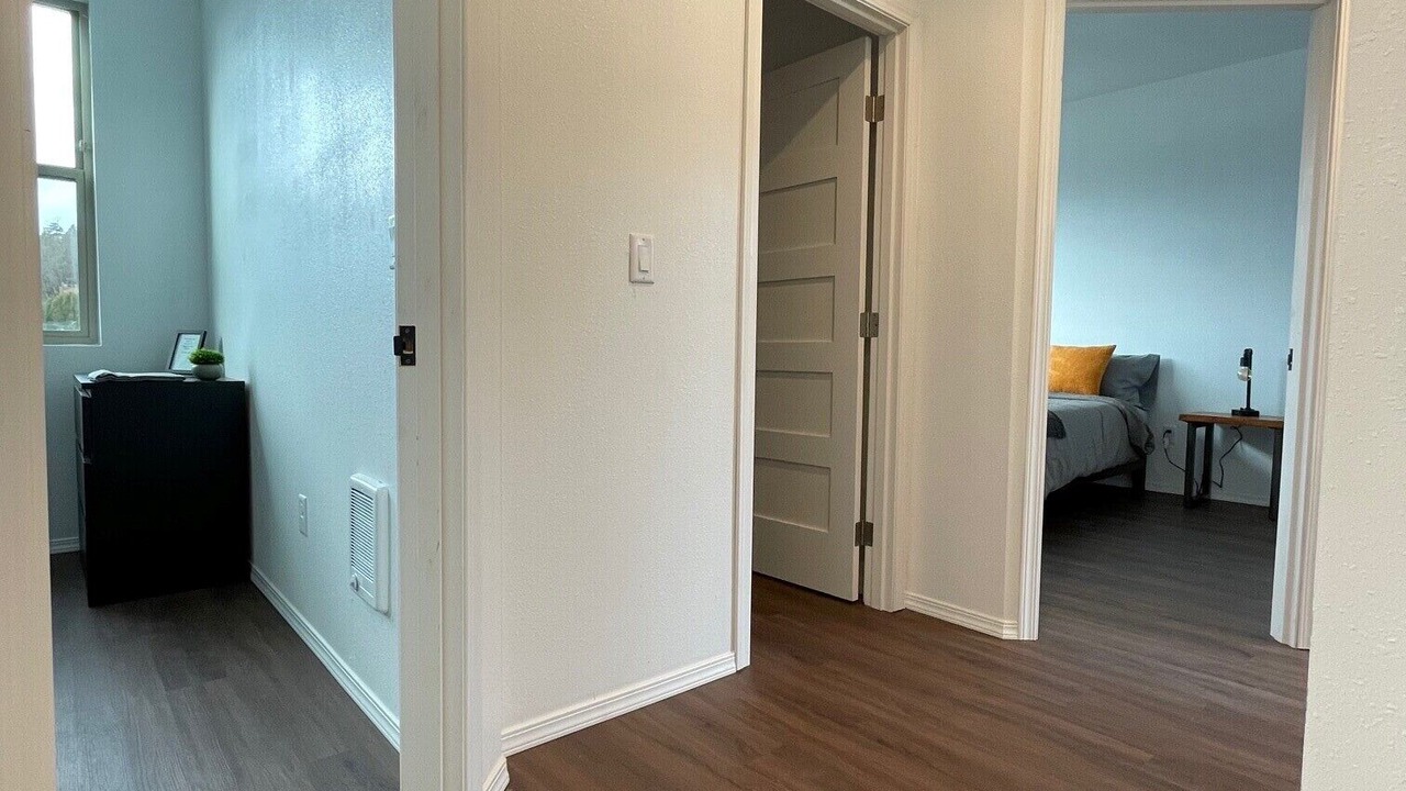 Photo of Others in White Salmon