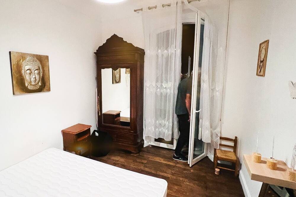 Photo of Bedroom in La Valette-du-Var