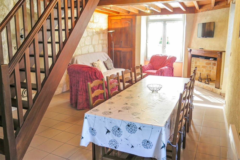 Photo of Others in Saint-Martin-de-Villereal