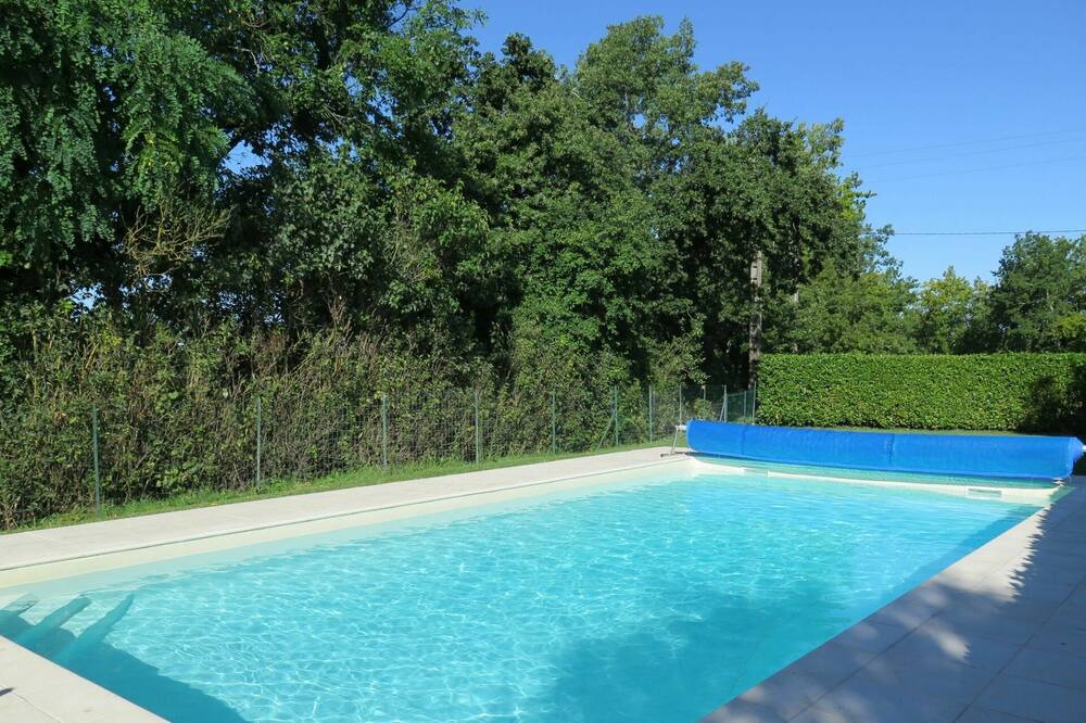 Photo of Outdoor in Saint-Martin-de-Villereal