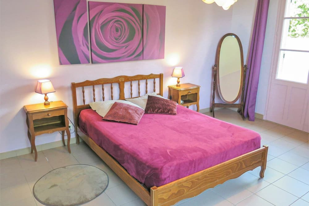 Photo of Others in Saint-Martin-de-Villereal