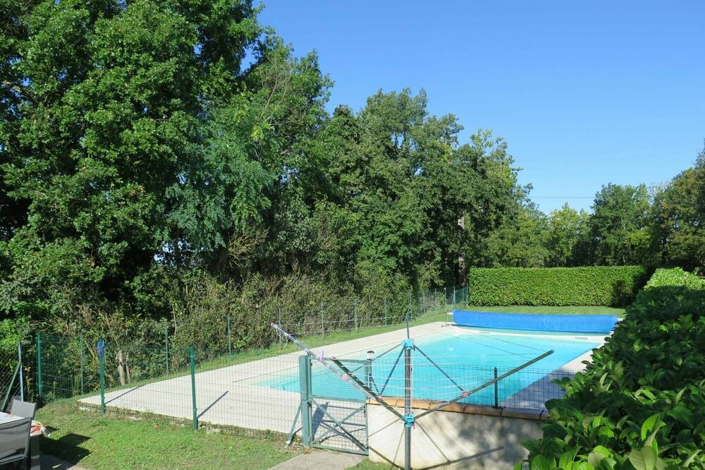 Photo of Outdoor in Saint-Martin-de-Villereal