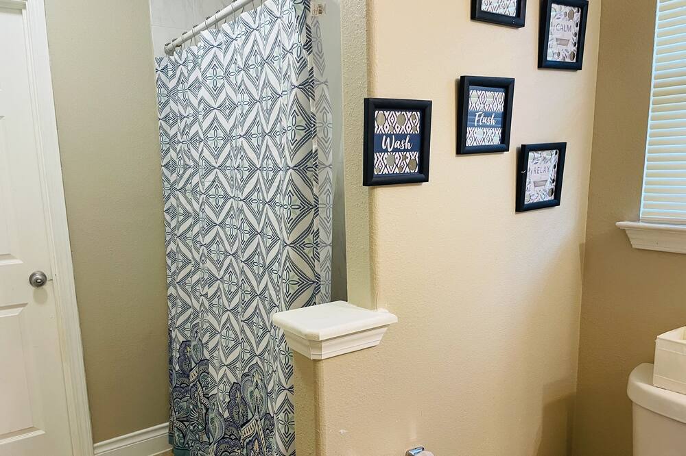 Photo of Bathroom in Missouri City