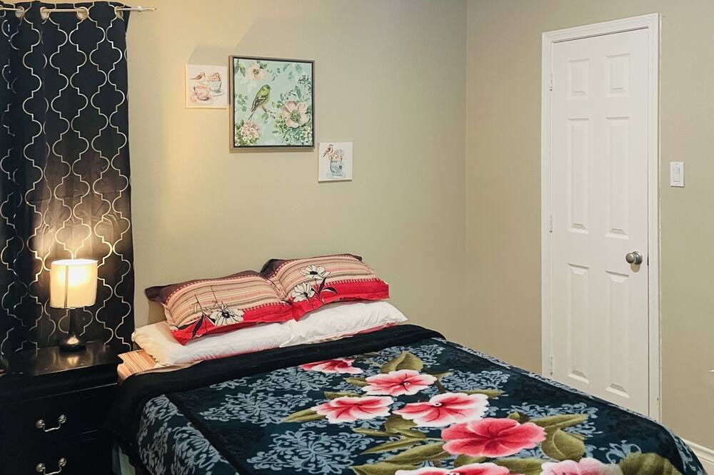 Photo of Bedroom in Missouri City