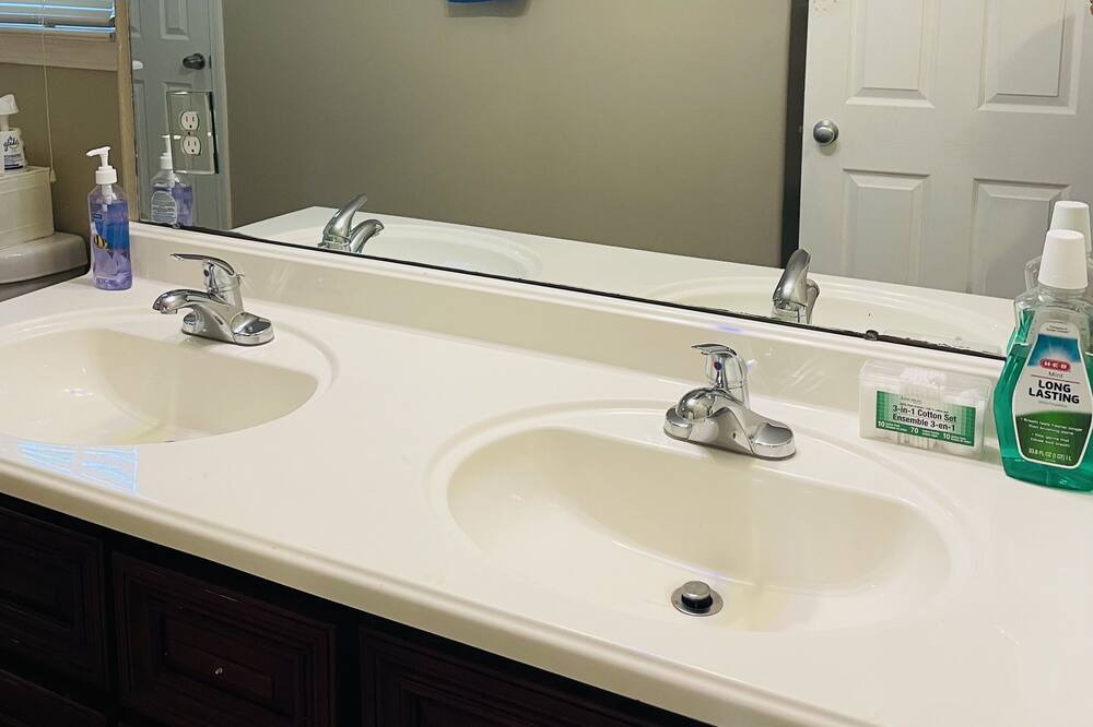 Photo of Bathroom in Missouri City