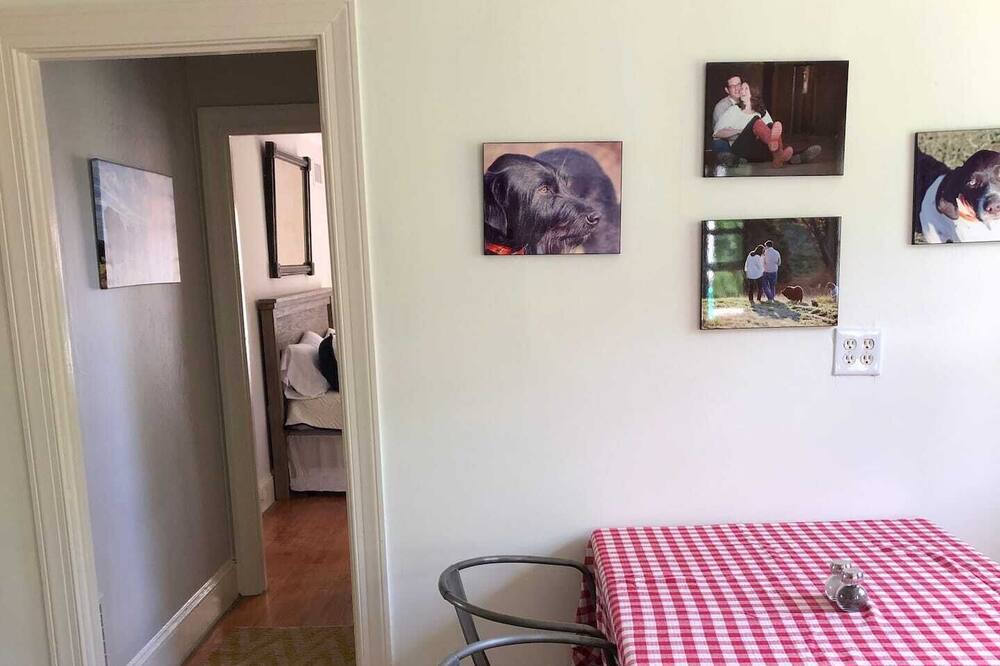 Photo of Bedroom in White Hall