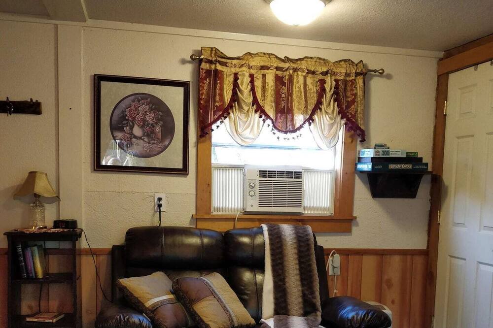 Photo of Livingroom in Moodys