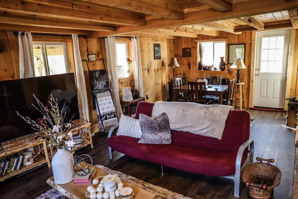 Photo of Livingroom in Kimball Lake Shores