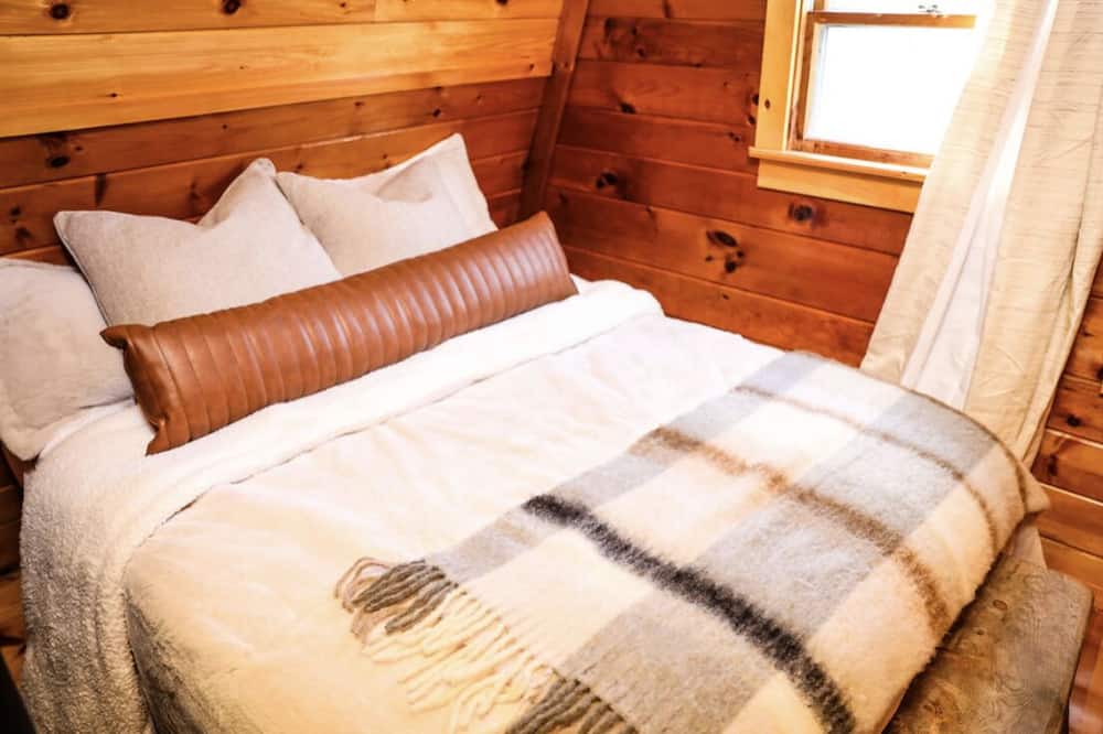 Photo of Bedroom in Kimball Lake Shores