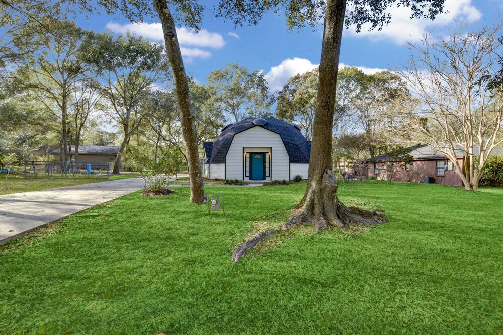 Photo of Outdoor in Montgomery
