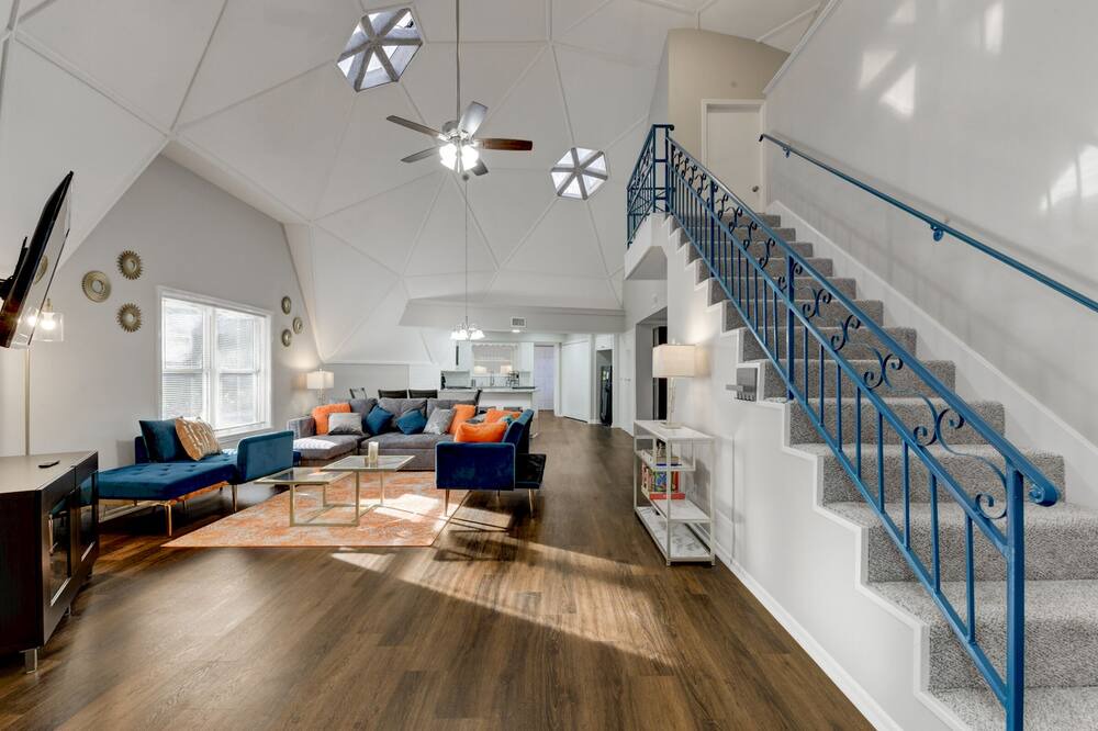 Photo of Livingroom in Montgomery