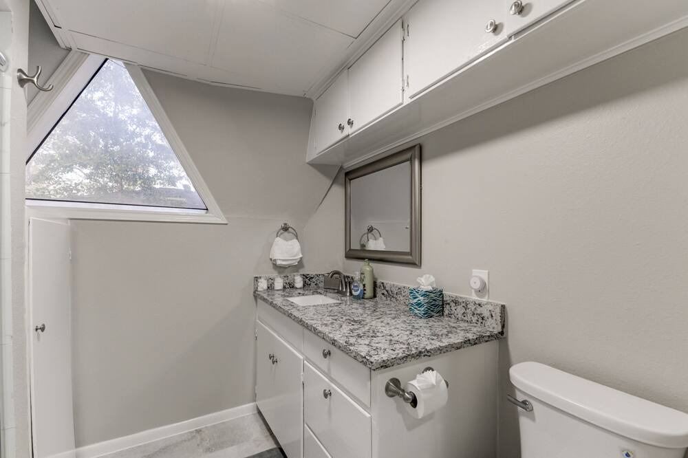 Photo of Bathroom in Montgomery