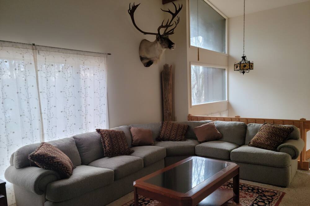 Photo of Livingroom in Farwell