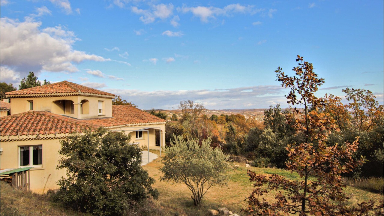 Photo of Outdoor in Saint-Julien-de-Peyrolas
