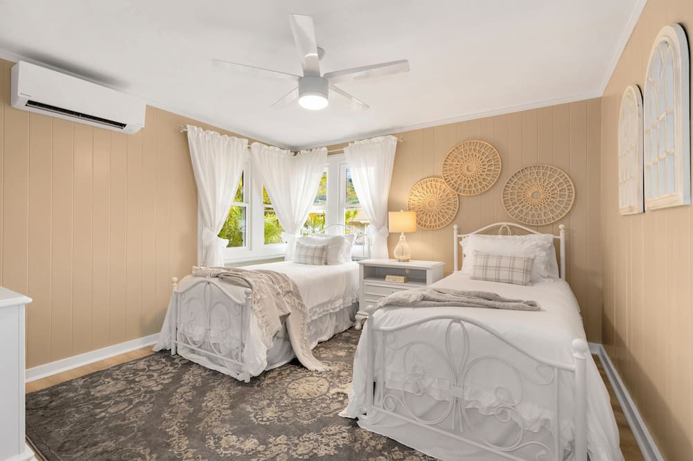 Photo of Bedroom in Pacific Heights