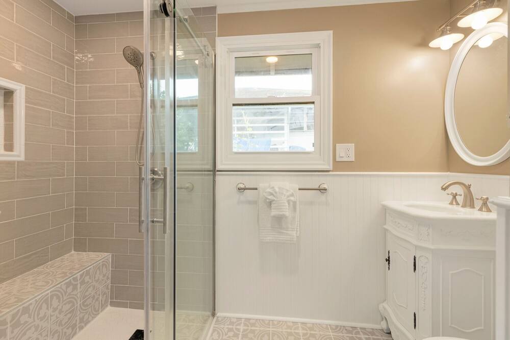 Photo of Bathroom in Pacific Heights
