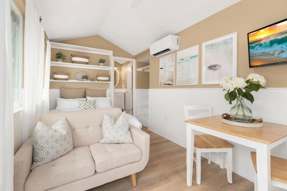 Photo of Bedroom in Pacific Heights