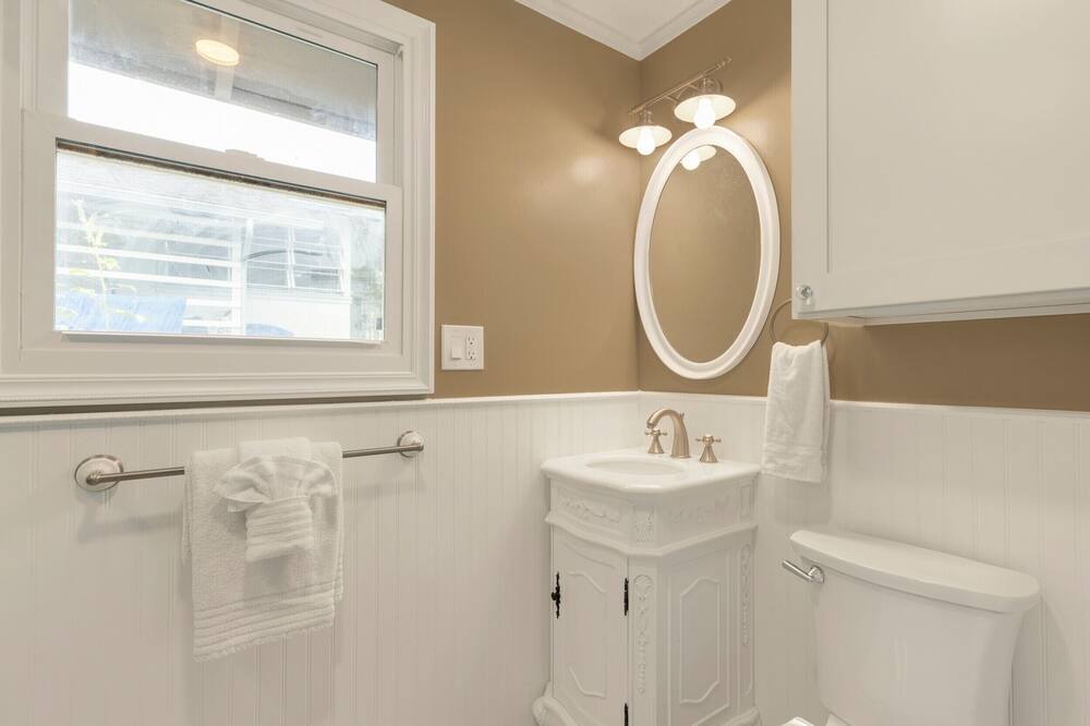 Photo of Bathroom in Pacific Heights