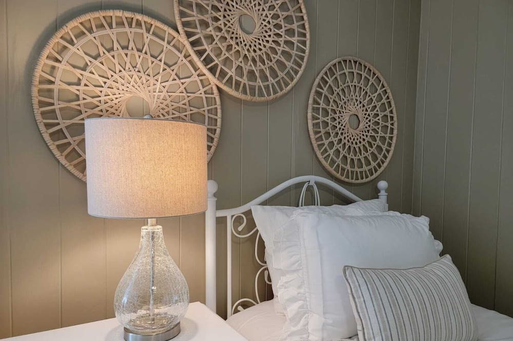 Photo of Bedroom in Pacific Heights