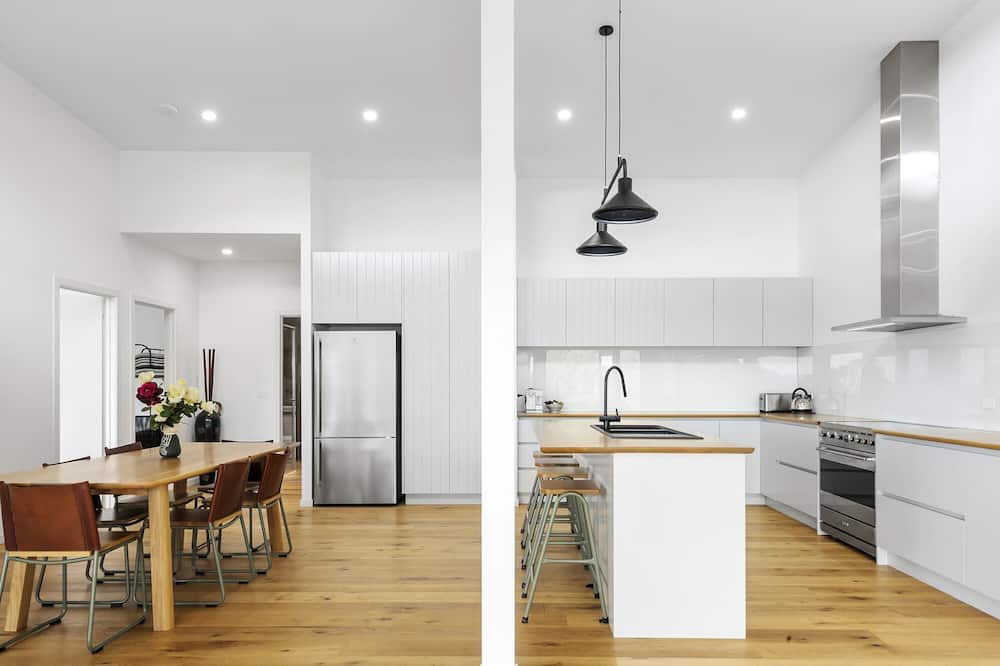 Photo of Kitchen in Kennett River