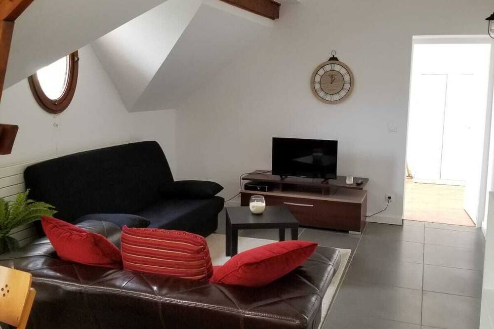 Photo of Livingroom in Melun