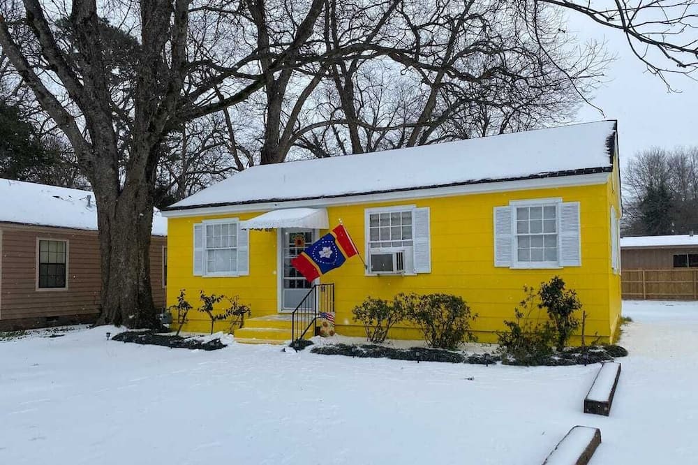 Photo of Outdoor in Greenwood