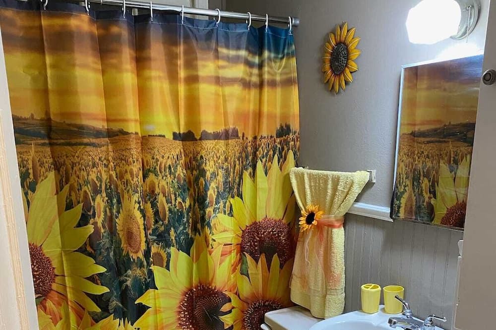 Photo of Bathroom in Greenwood