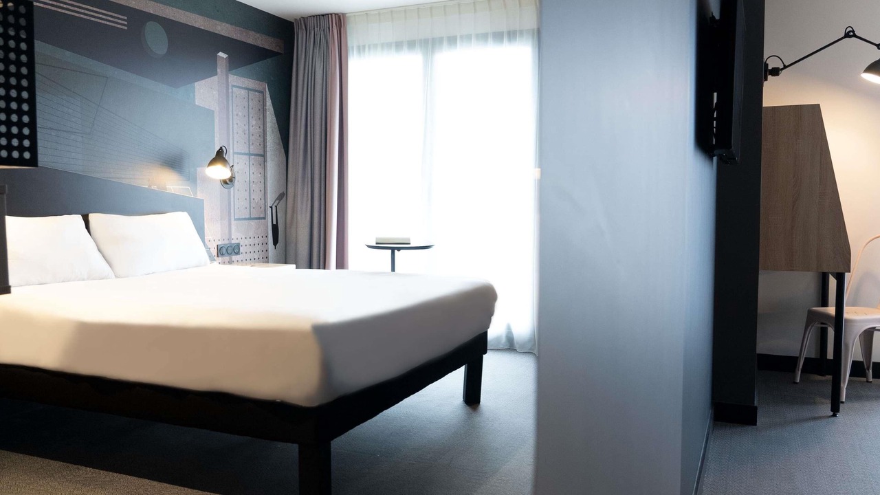 Photo of Bedroom in Dreux