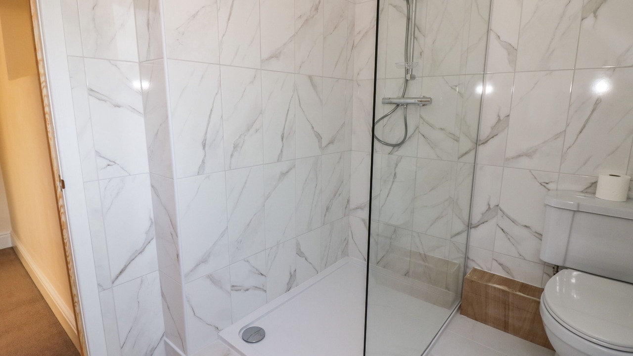 Photo of Others in Clows Top