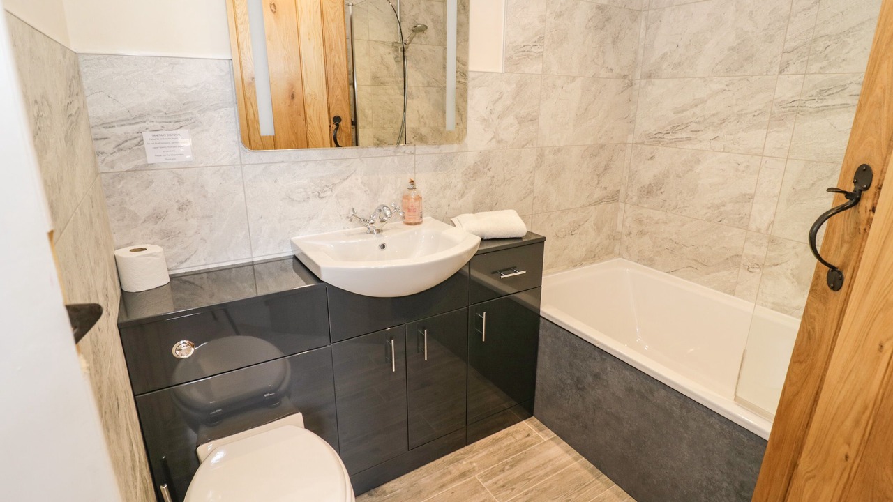 Photo of Others in Clows Top