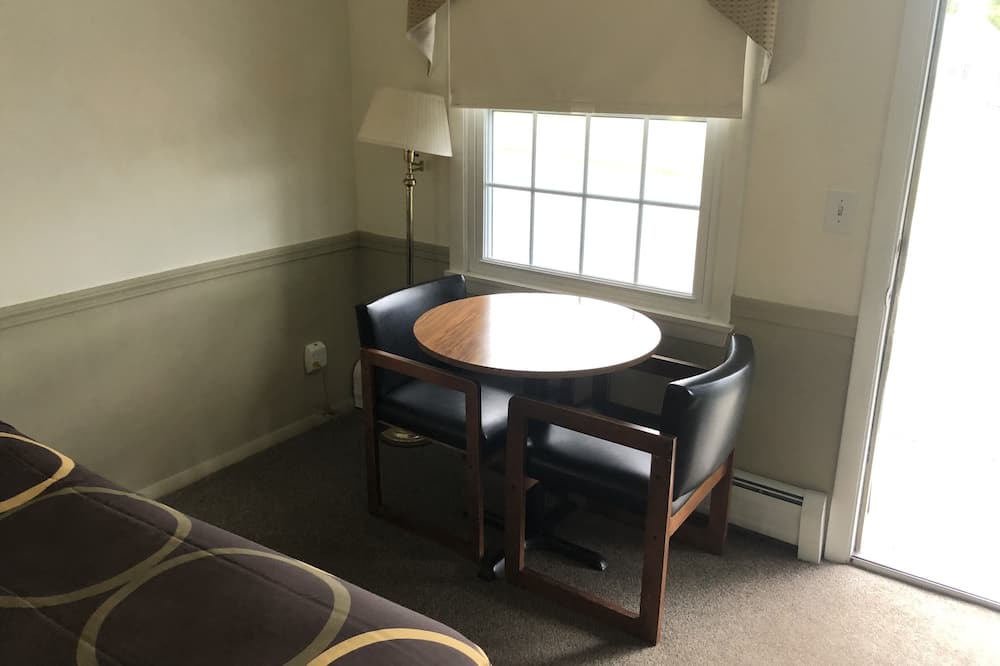 Photo of Livingroom in Jefferson